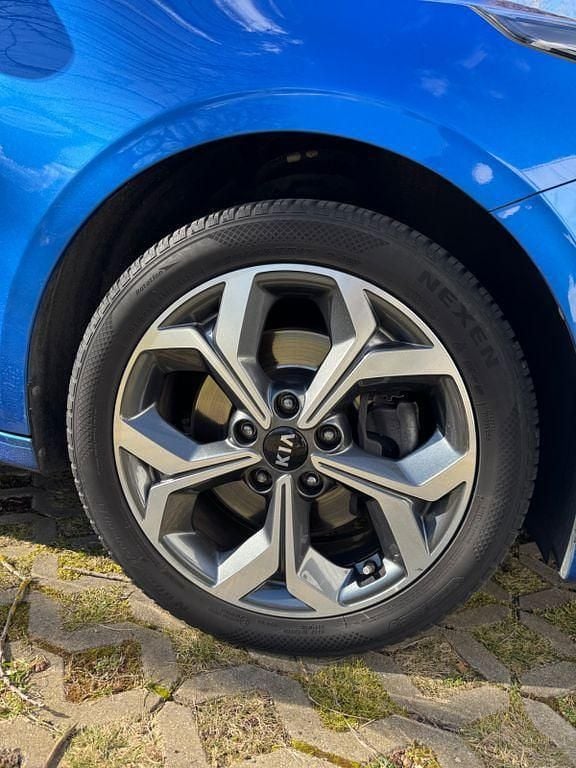 Gebraucht Kia Ceed Spirit 140 PS (102 kW) 2019 Blau Kleinwagen
