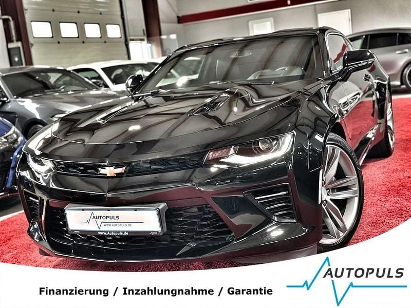 Onyx schwarz Gebraucht 2017 Chevrolet Camaro Coupé | 43.980 € (Etwas zu teuer) - Bild 1/4