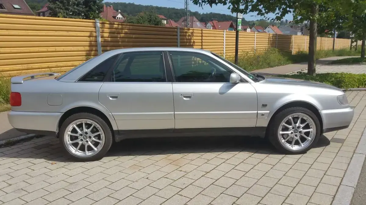 Gebraucht Audi S6 Design 230 PS (169 kW) 1994 Silber Limousine