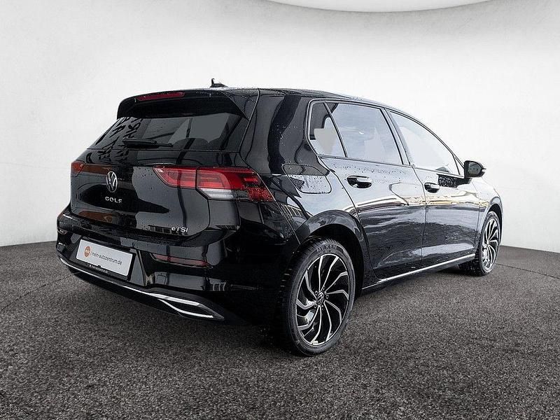 Gebraucht VW Golf VIII Move 131 PS (96 kW) 2023 Deep black Limousine