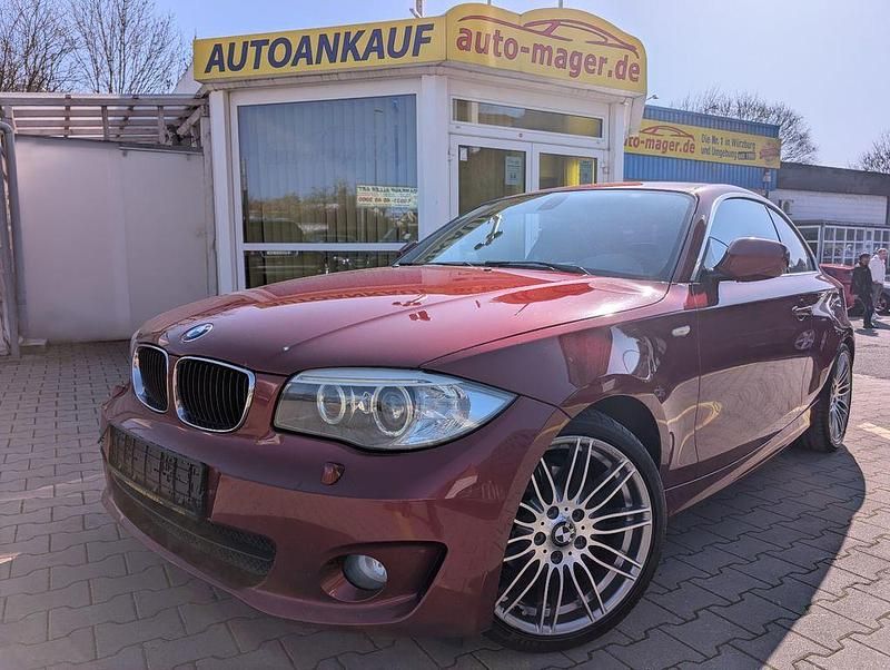 Gebraucht BMW 118 Performance 143 PS (105 kW) 2011 Rot Kleinwagen