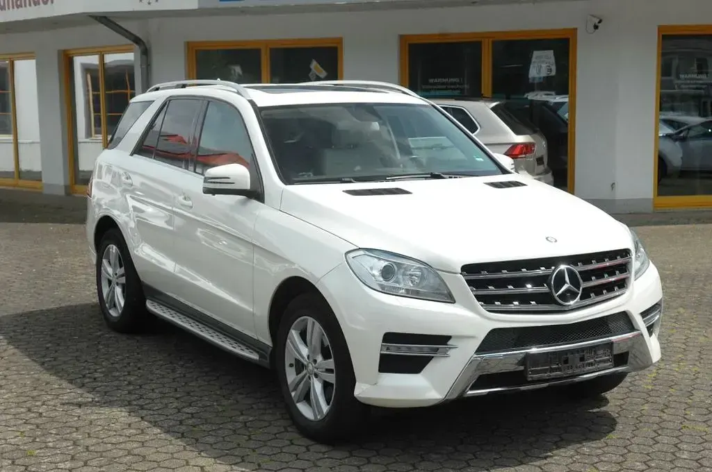 Gebraucht Mercedes ML350 306 PS (225 kW) 2013 Weiß SUV