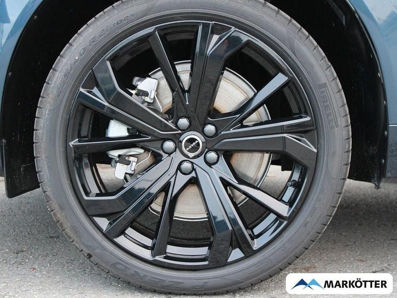 Neu Volvo XC60 Plus 455 PS (334 kW) 2025 Blau SUV