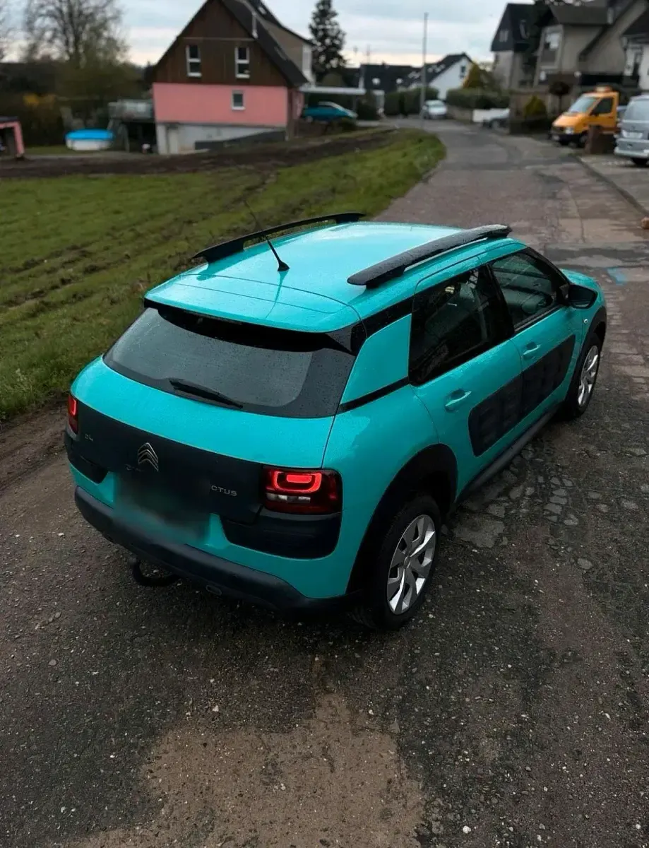 Gebraucht Citroën C4 90 PS (66 kW) 2015 Andere farben SUV