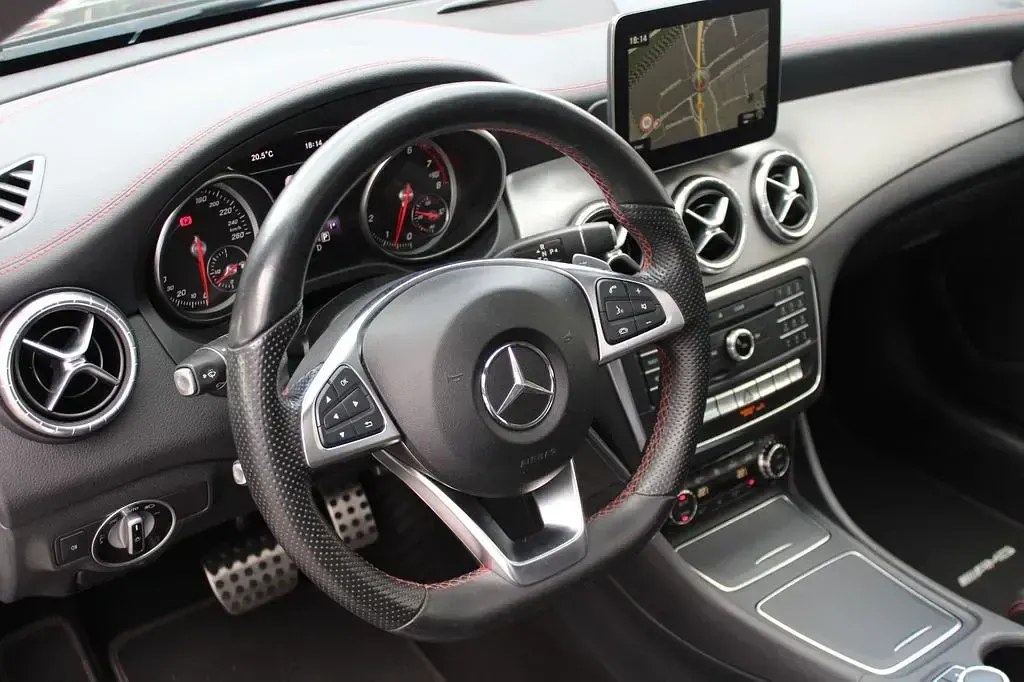 Gebraucht Mercedes CLA250 AMG 211 PS (155 kW) 2016 Schwarz Coupé