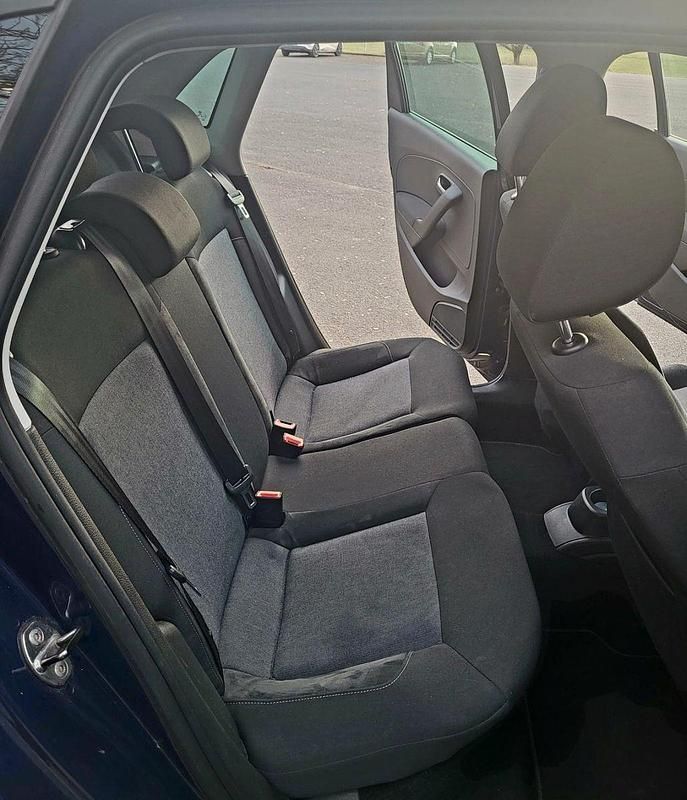 Gebraucht VW Polo Style 69 PS (50 kW) 2011 Blau Kleinwagen