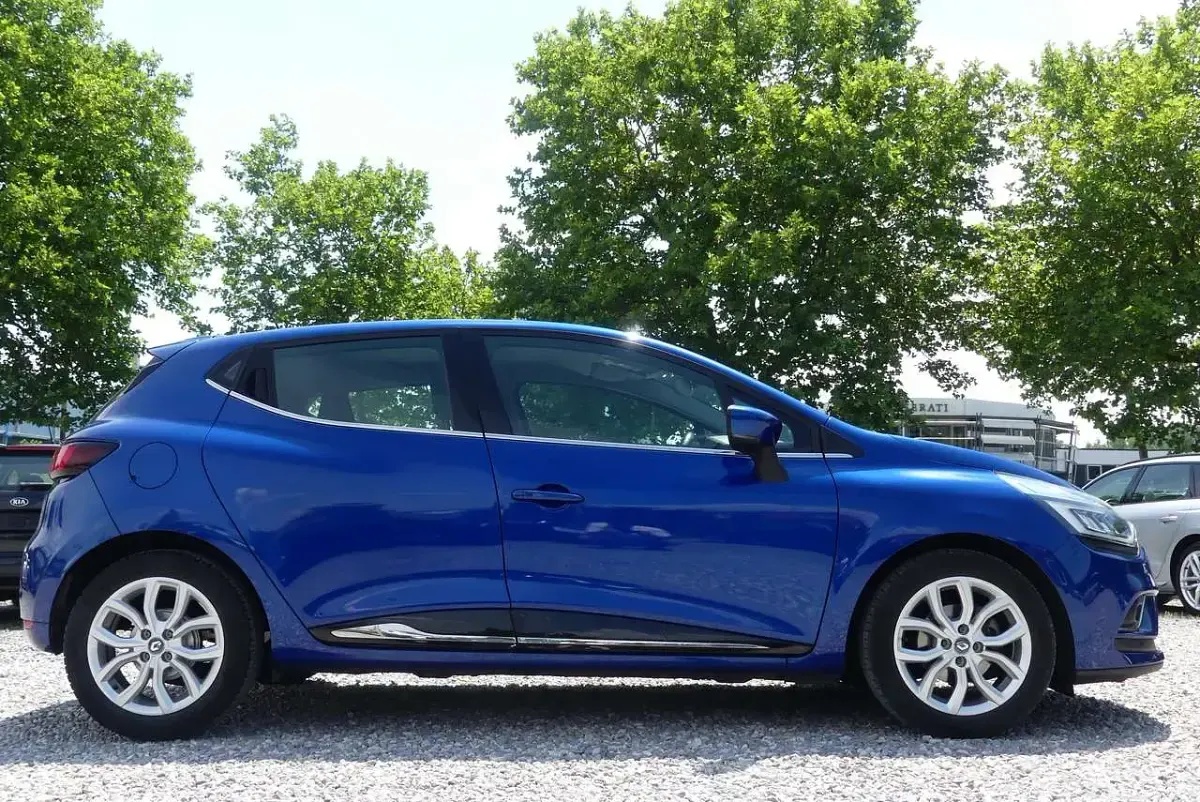 Gebraucht Renault Clio IV Intens 90 PS (66 kW) 2017 Stahlblau Kleinwagen