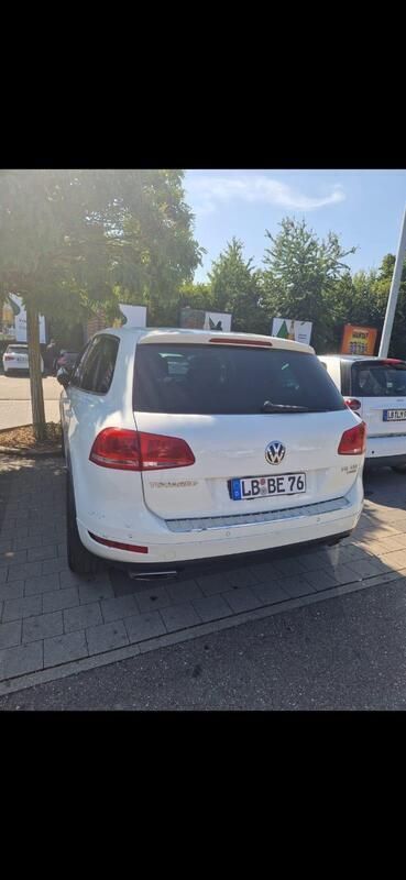 Weiß Gebraucht 2011 VW Touareg SUV | 12.500 € (Fairer Preis) - Bild 1/4