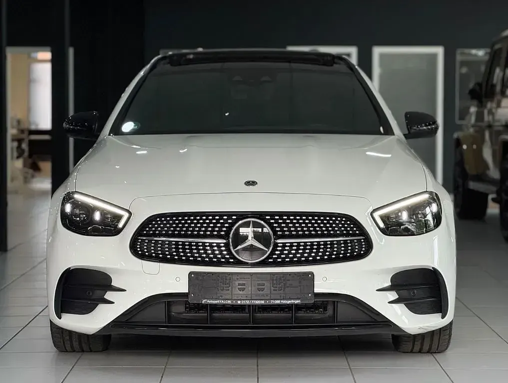 Gebraucht Mercedes E300 AMG 306 PS (225 kW) 2021 Weiß Limousine