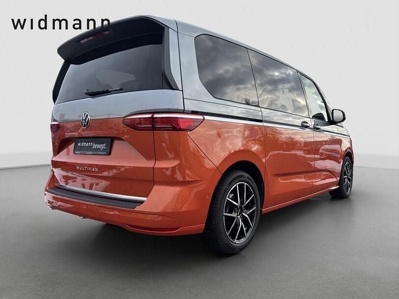 Gebraucht VW T7 Style 204 PS (150 kW) 2025 Grau Van