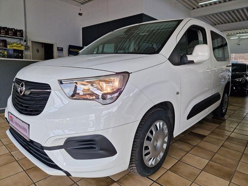 Gebraucht Opel Combo Life Edition 102 PS (75 kW) 2019 Weiß Van / Kleinbus