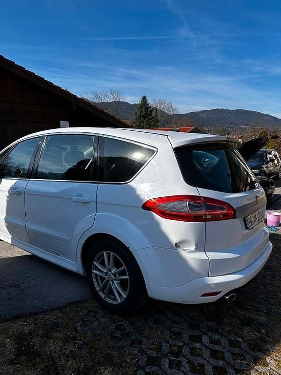 Gebraucht Ford S-MAX Titanium S 200 PS (147 kW) 2011 Weiß Van / Kleinbus