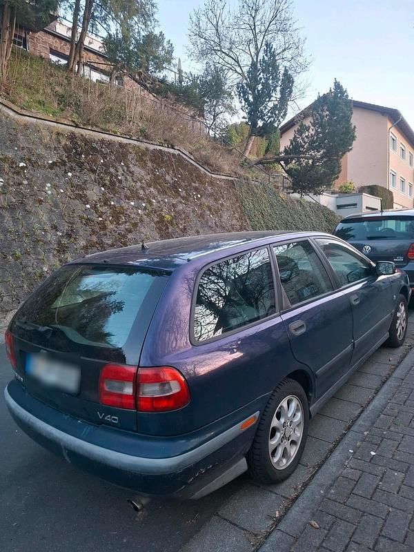 Gebraucht Volvo V40 125 PS (91 kW) 2003 Blau Kombi
