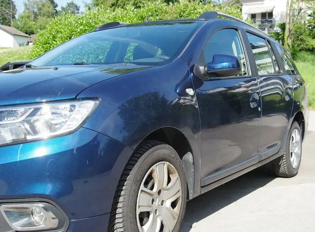 Gebraucht Dacia Logan MCV Comfort 73 PS (53 kW) 2018 Blau Limousine
