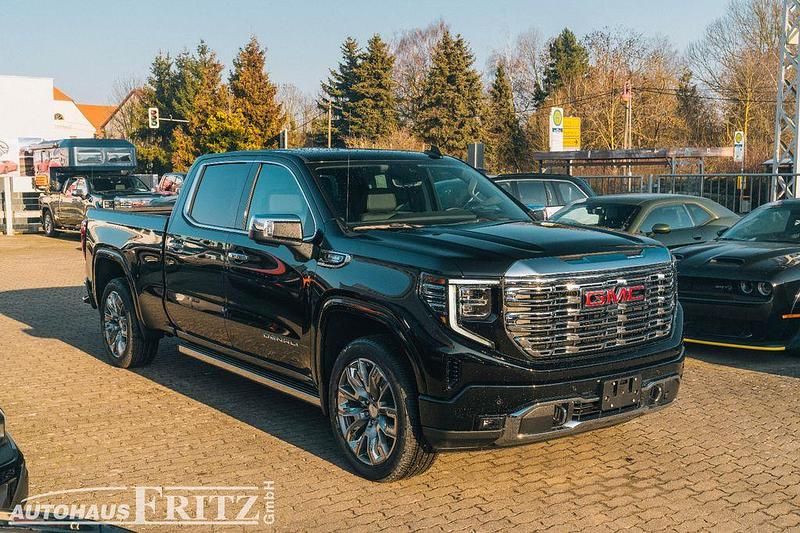 Neu GMC Sierra 309 PS (227 kW) 2025 Schwarz Abholung