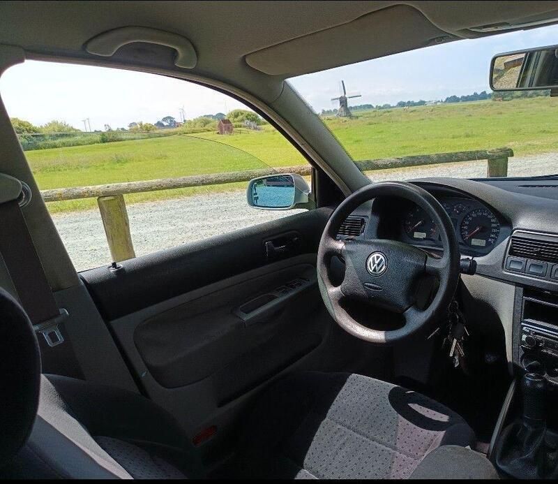Silber Gebraucht 1998 VW Golf IV Comfortline Kombi | 600 € (Superpreis) - Bild 1/4