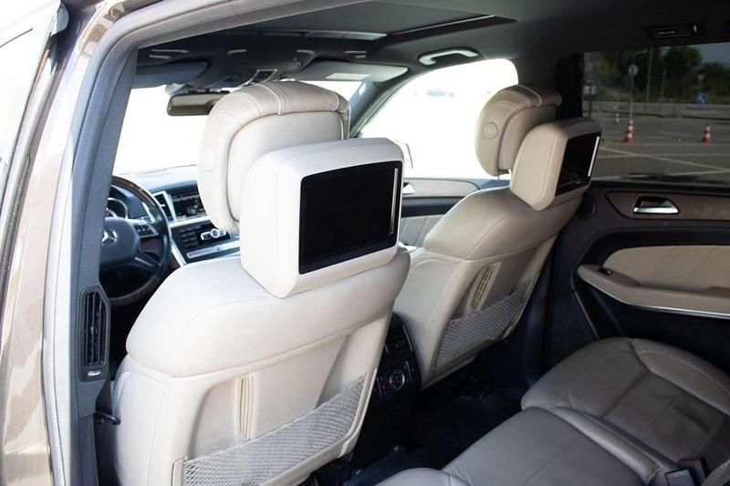 Gebraucht Mercedes GL350 258 PS (189 kW) 2012 Braun SUV