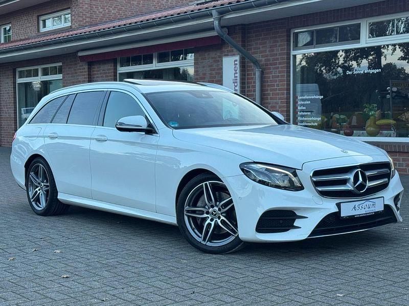 Weiß Gebraucht 2019 Mercedes E300 AMG Limousine | 26.999 € (Guter Preis) - Bild 1/4