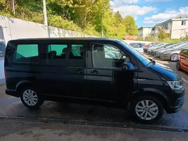Gebraucht VW Multivan Comfortline 204 PS (150 kW) 2017 Schwarz Van / Kleinbus