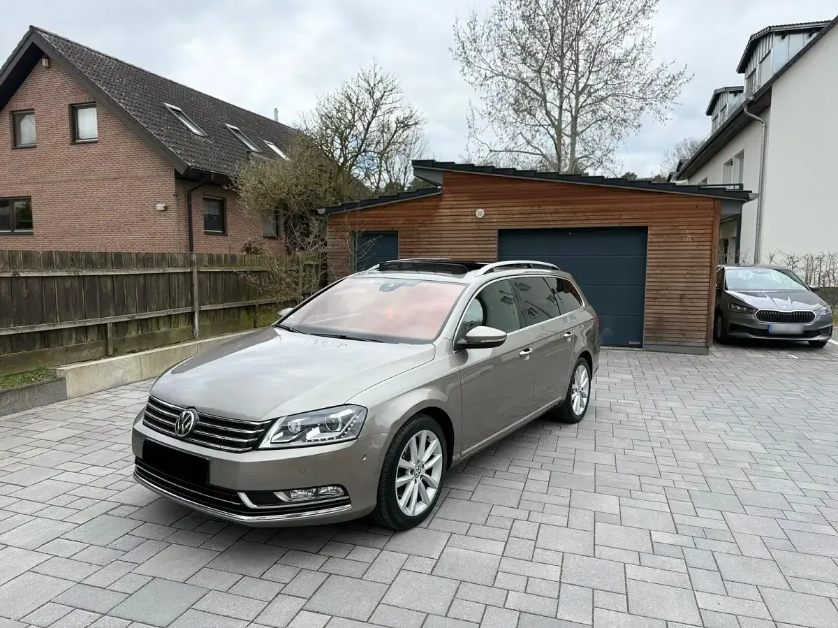 Gebraucht VW Passat Exclusive 177 PS (130 kW) 2012 Kombi