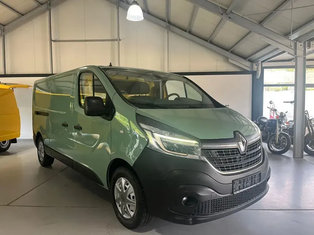 Gebraucht Renault Trafic 120 PS (88 kW) 2020 Van / Kleinbus