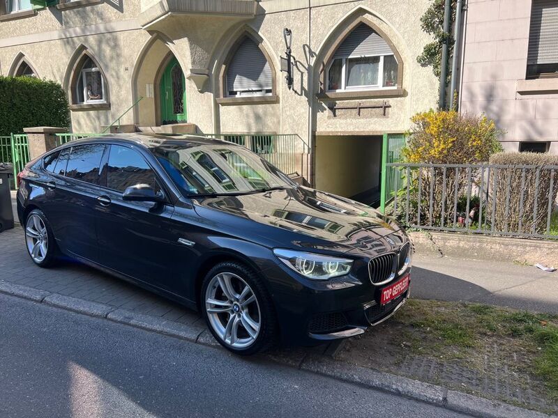 Grau Gebraucht 2017 BMW 535 Gran Turismo Performance Limousine | 22.900 € - Bild 1/4