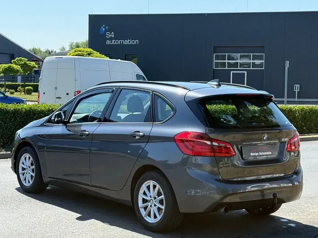 Gebraucht BMW 218 Active Tourer Basis 136 PS (100 kW) 2015 Mineralgrau metallic Van / Kleinbus