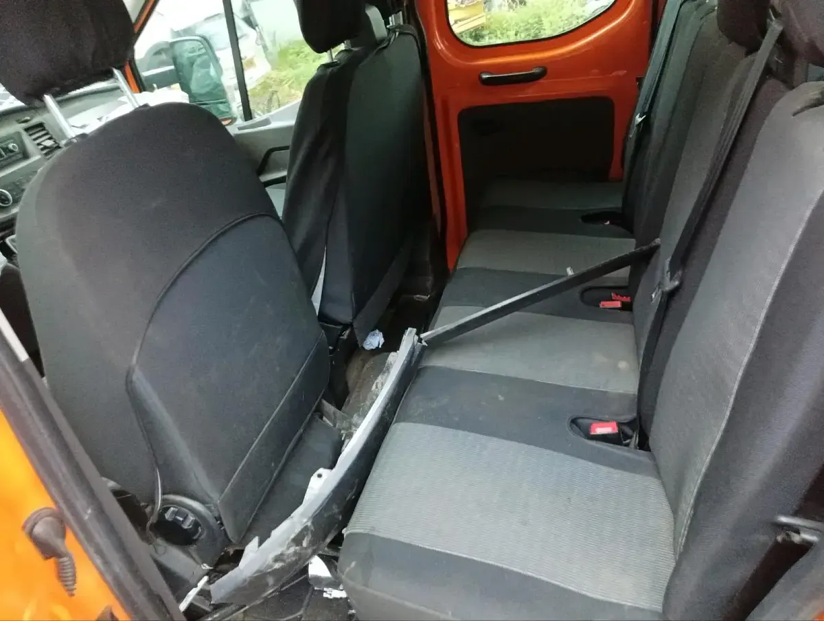 Gebraucht Ford Transit 170 PS (125 kW) 2021 Orange Van / Kleinbus