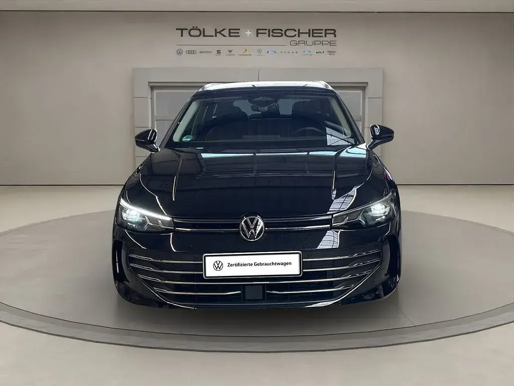 Gebraucht VW Passat Business 150 PS (110 kW) 2026 Schwarz Kombi
