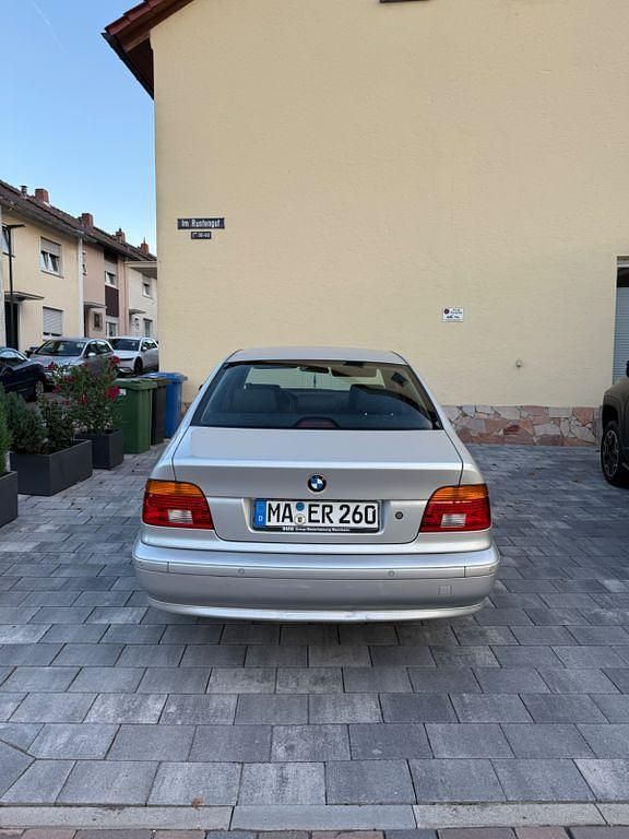 Gebraucht BMW 525 Basis 192 PS (141 kW) 2003 Silber Limousine