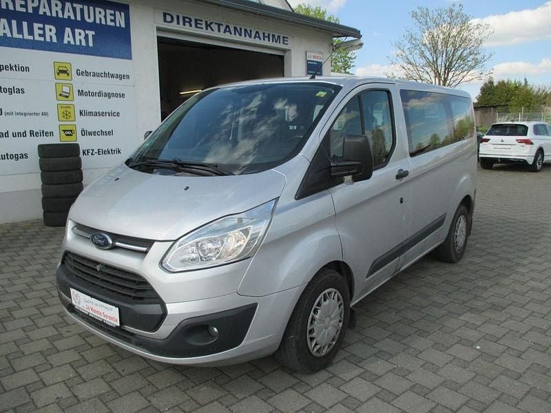 Używany Ford Transit Custom Trend 125 KM (91 kW) 2015 Srebrny Kombi