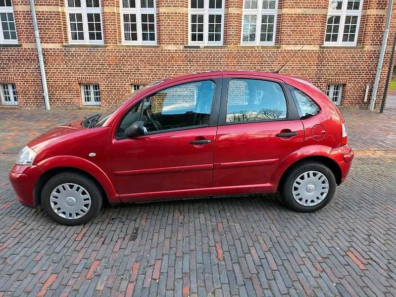 Gebraucht Citroën C3 60 PS (44 kW) 2007 Rot Kleinwagen