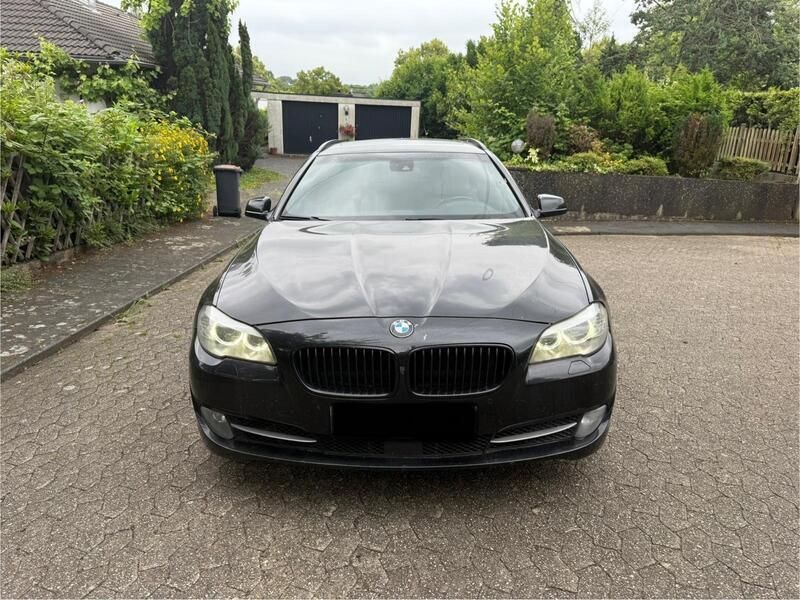 Schwarz Gebraucht 2012 BMW 535 Kombi | 6.500 € (Superpreis) - Bild 1/4