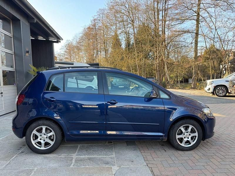 Gebraucht VW Golf VI 102 PS (75 kW) 2009 Blau Kleinwagen