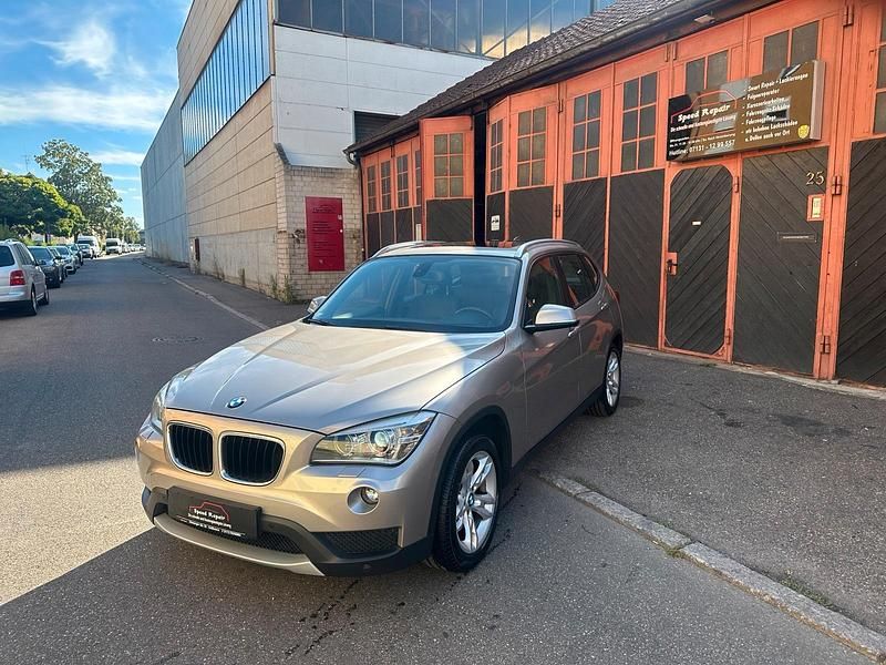 Grau Gebraucht 2012 BMW X1 Performance SUV | 9.999 € (Guter Preis) - Bild 1/4