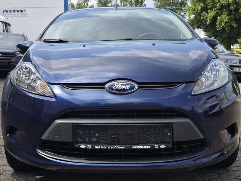 Atlantikblau metallic Gebraucht 2012 Ford Fiesta Trend Kleinwagen | 3.500 € (Guter Preis) - Bild 1/4