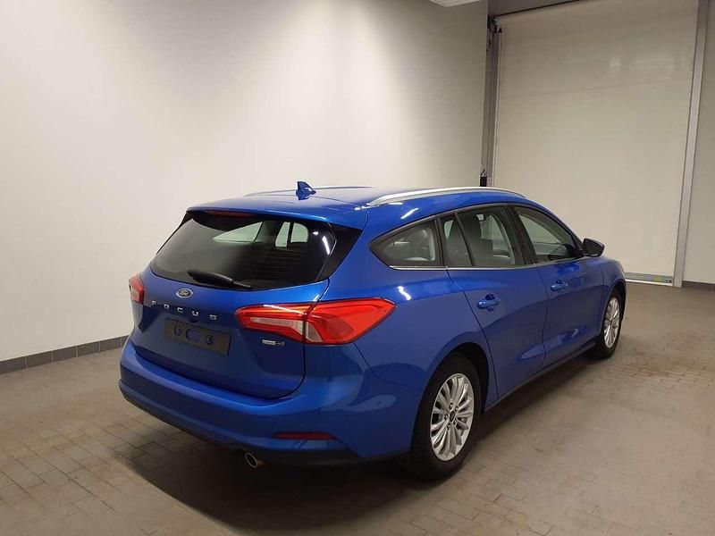 Gebraucht Ford Focus Titanium 125 PS (91 kW) 2021 Dynamicblau metallic Kombi