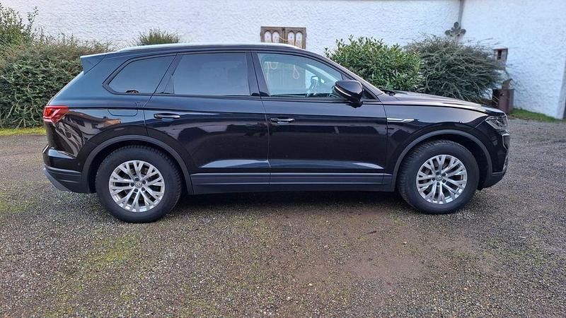 Gebraucht VW Touareg 231 PS (169 kW) 2019 Schwarz SUV