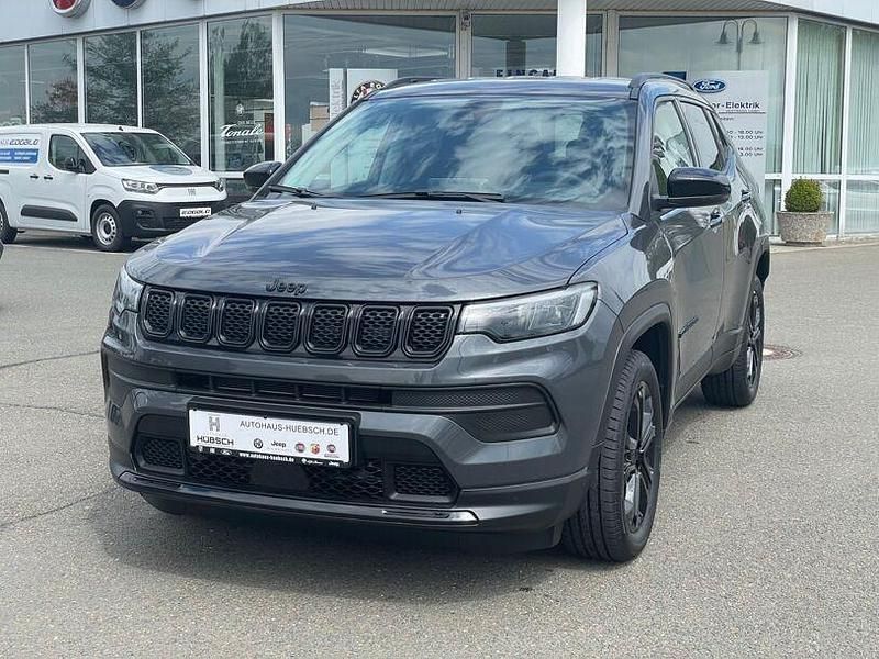 Gebraucht Jeep Compass Night Eagle 131 PS (96 kW) 2023 Grau SUV