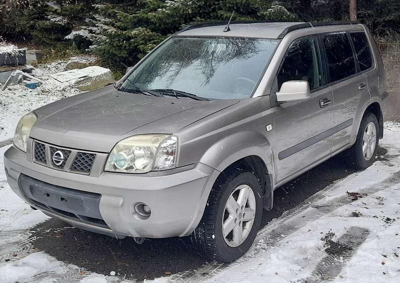 Gebraucht Nissan X-Trail Comfort 136 PS (100 kW) 2005 Silber SUV