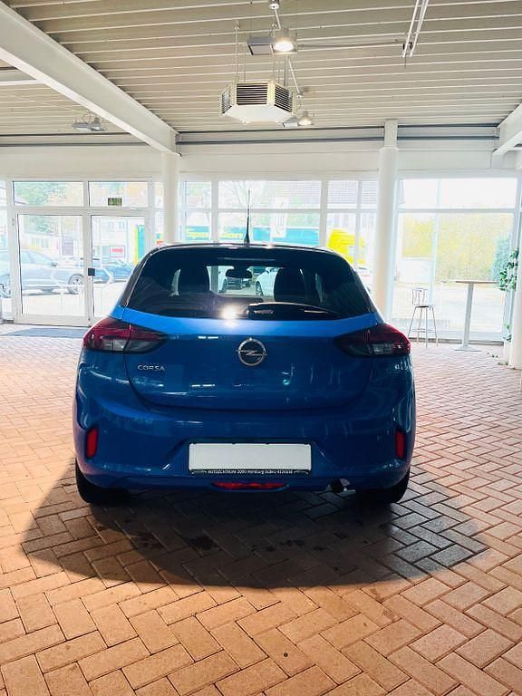 Używany Opel Corsa Elegance 101 KM (74 kW) 2024 Niebieski Hatchback