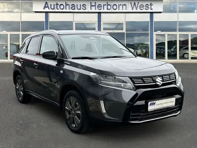 Gebraucht Suzuki Vitara GL 109 PS (80 kW) 2026 Galactic grey met. SUV
