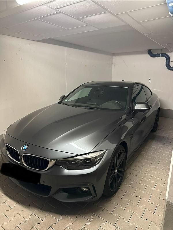 Andere farben Gebraucht 2017 BMW 440 M Sport Coupé | 29.999 € (Fairer Preis) - Bild 1/4