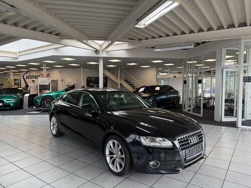 Schwarz Gebraucht 2011 Audi A5 Comfort Coupé | 4.950 € - Bild 1/4