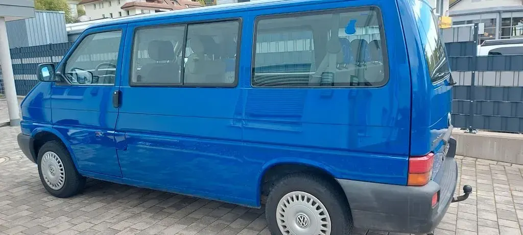 Gebraucht VW T4 102 PS (75 kW) 2000 Blau Van