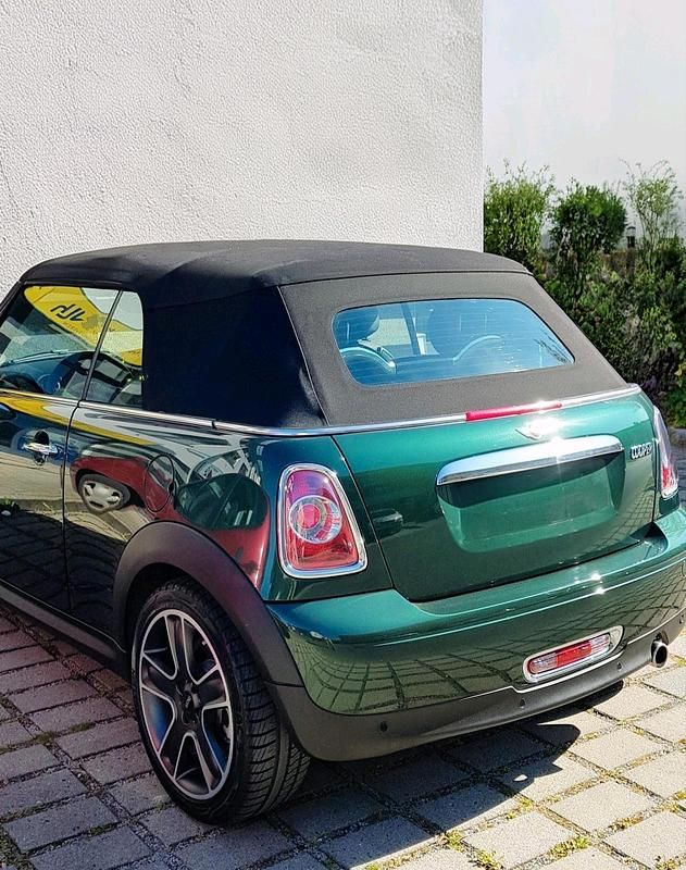Gebraucht Mini Cooper Cabriolet 122 PS (89 kW) 2015 Grün Cabrio
