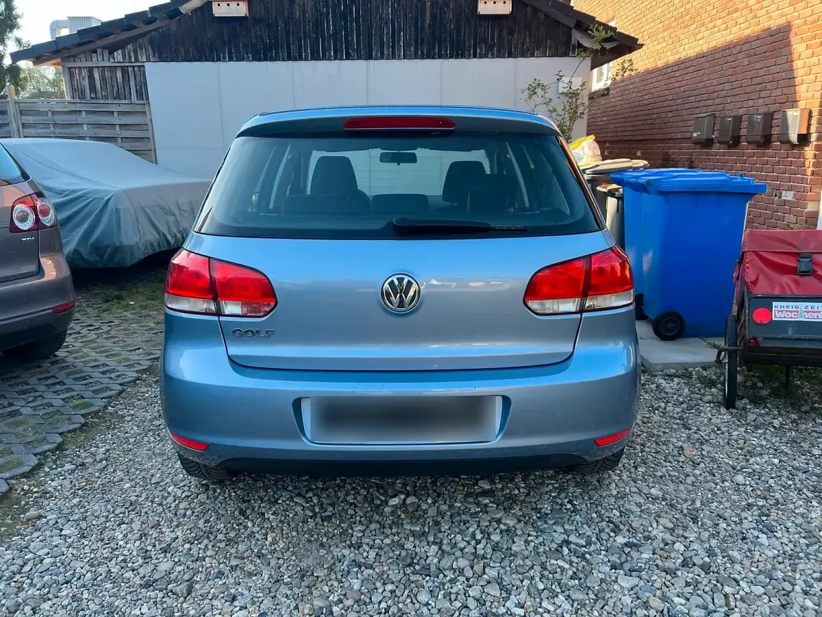 Usata VW Golf VI 80 CV (58 kW) 2009 Blu Utilitaria