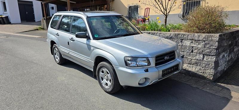 Gebraucht Subaru Forester 125 PS (91 kW) 2004 Silber SUV
