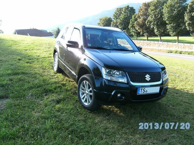 Gebraucht Suzuki Grand Vitara 169 PS (124 kW) 2009 Schwarz metallic SUV