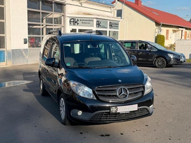 Gebraucht Mercedes Citan 111 110 PS (80 kW) 2014 Schwarz Kombi